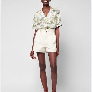 Faherty Cream High-Rise Pleated Shorts